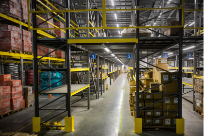 Как выбрать паллетные стеллажи для склада