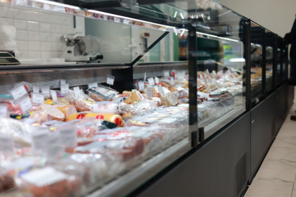 Традиционная последовательность в гастрономических витринах