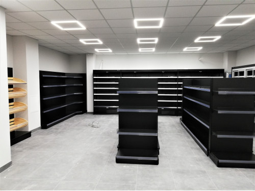 Магазин "у дома" на ул. Коновальцафото 6